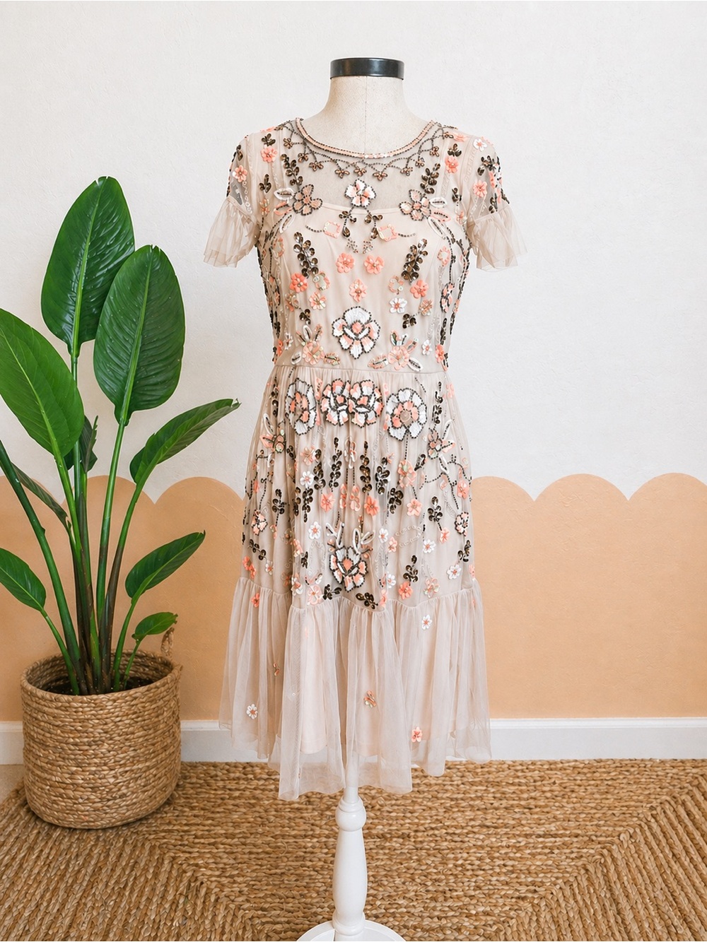 Gianni Bini, size 4 Beige Tulle Midi Penny Dress with Pink Floral Embroidery